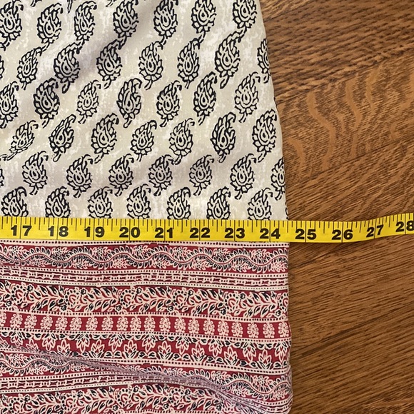 Patterned Coverup, Size XL - Picture 8 of 11